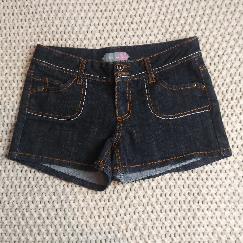 Boom Boom Jeans Low-rise Shorts Size 7